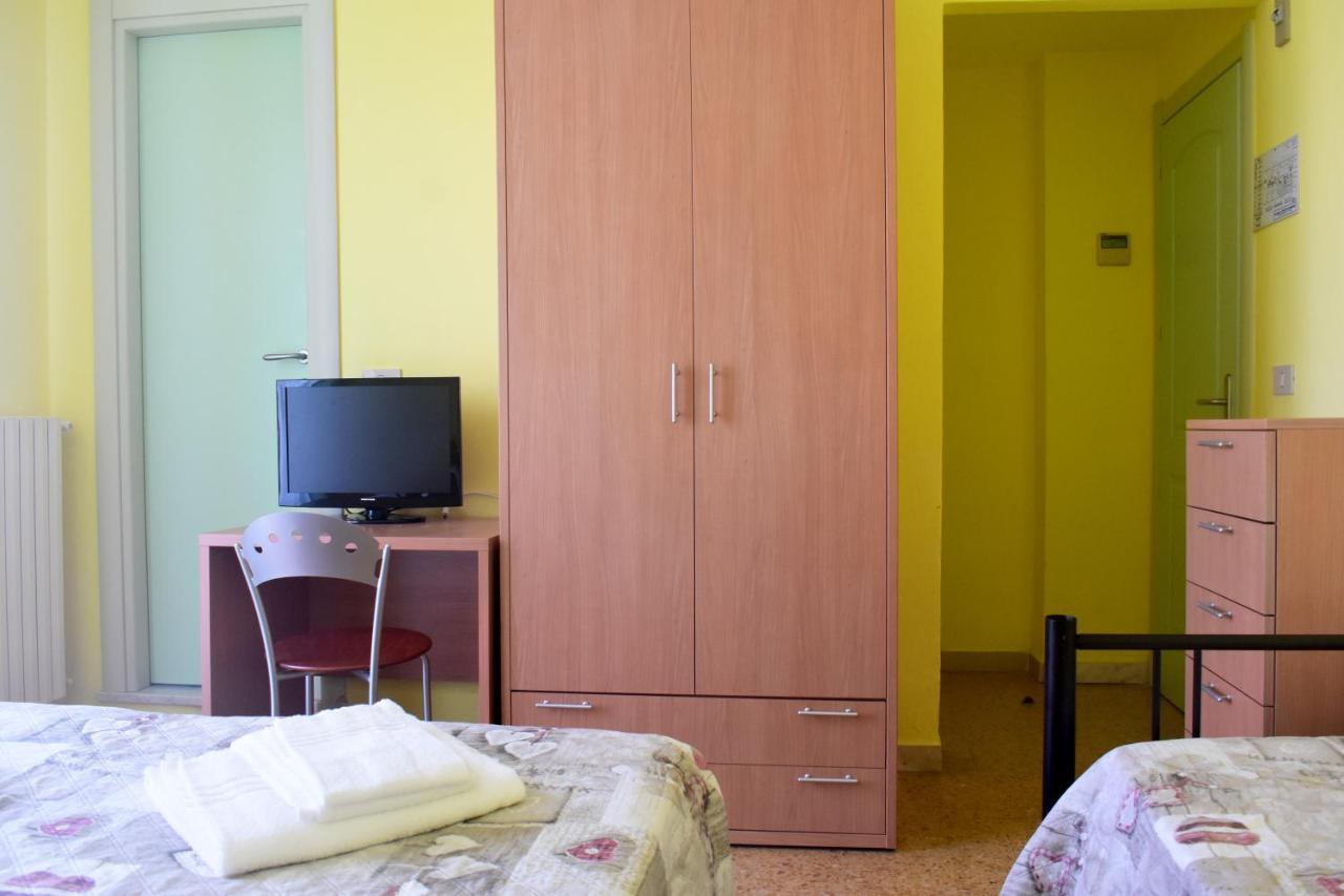 Casa Per Ferie Nostra Signora Tonfano Hotel